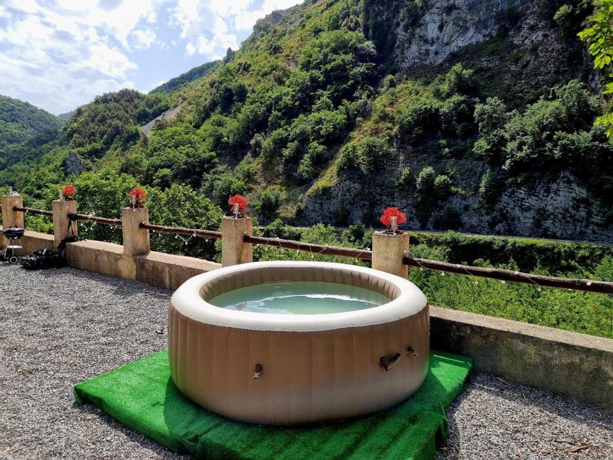 Bouyon Appartement 3 Pieces Dans Maison Individuelle Entre Mer Et Montagnes المظهر الخارجي الصورة