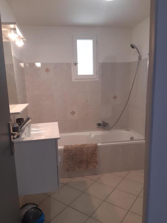 Bouyon Appartement 3 Pieces Dans Maison Individuelle Entre Mer Et Montagnes المظهر الخارجي الصورة