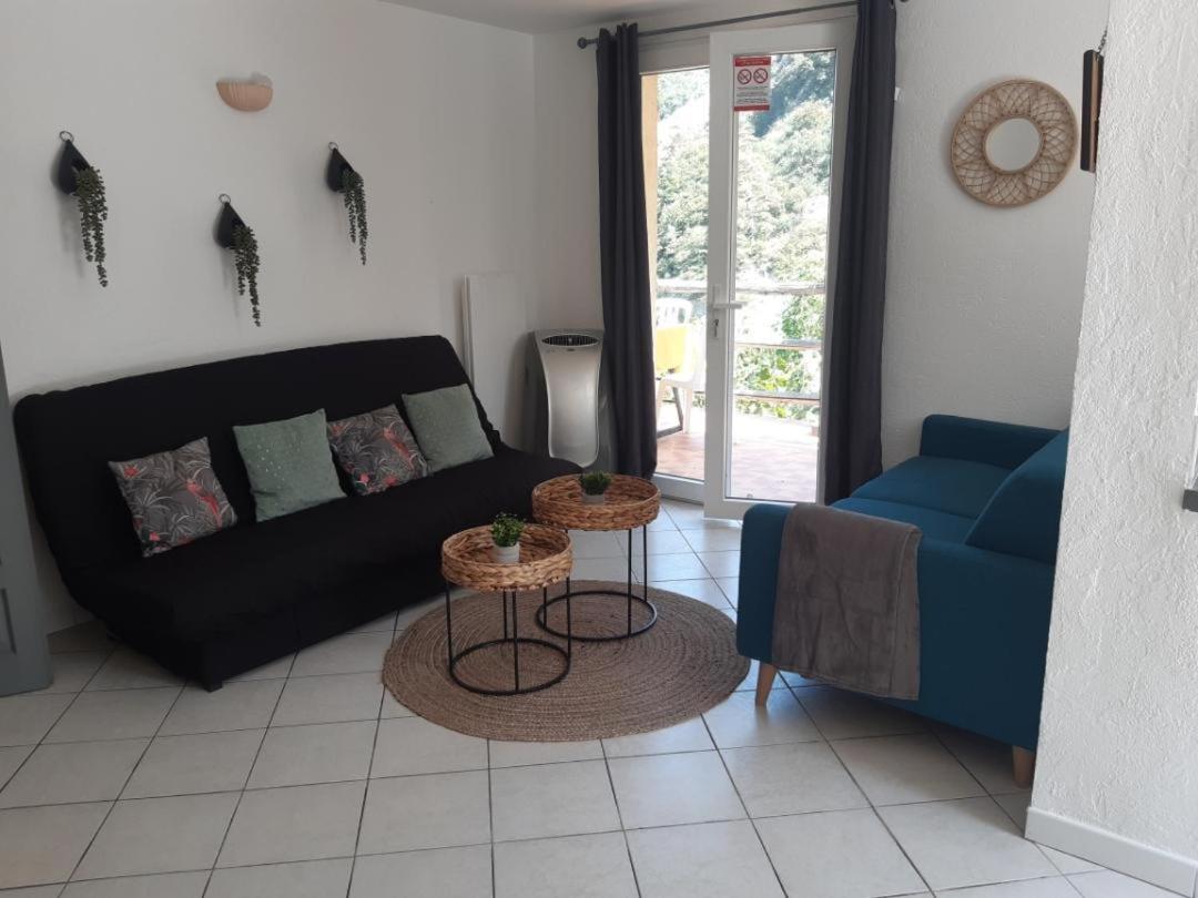 Bouyon Appartement 3 Pieces Dans Maison Individuelle Entre Mer Et Montagnes المظهر الخارجي الصورة